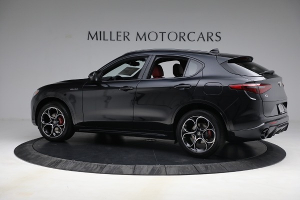 New 2022 Alfa Romeo Stelvio Veloce for sale Sold at Bentley Greenwich in Greenwich CT 06830 4