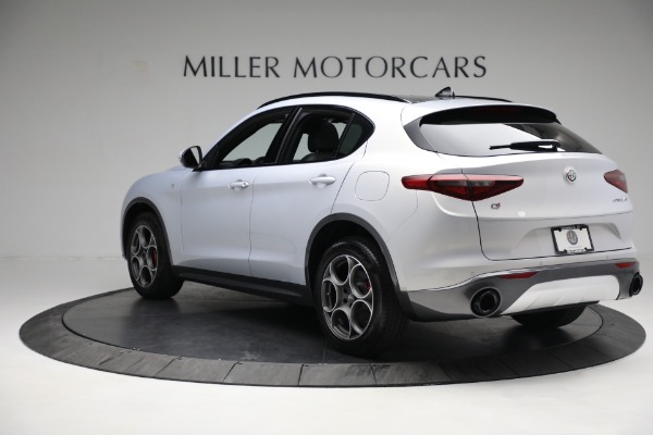 New 2022 Alfa Romeo Stelvio Ti for sale Sold at Bentley Greenwich in Greenwich CT 06830 5