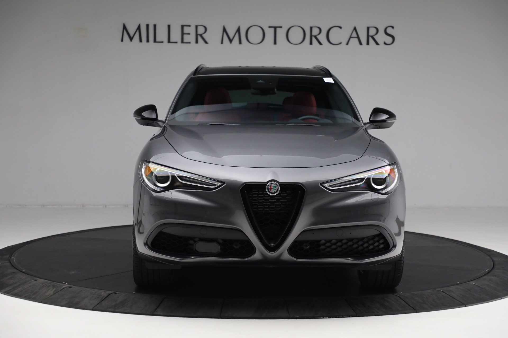 New 2022 Alfa Romeo Stelvio Veloce for sale $55,605 at Bentley Greenwich in Greenwich CT 06830 1