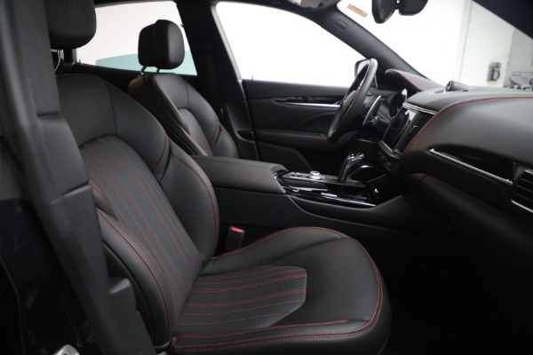 New 2023 Maserati Levante GT for sale $87,300 at Bentley Greenwich in Greenwich CT 06830 20