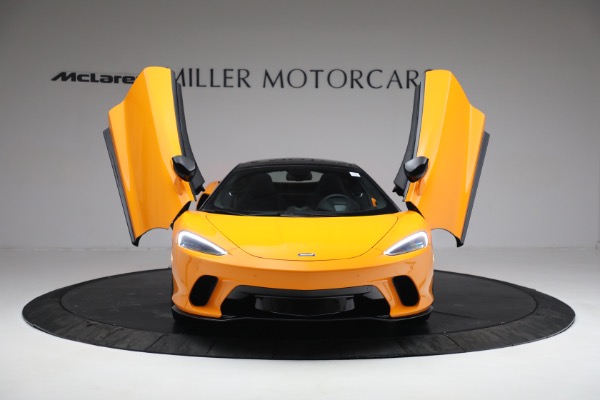 New 2023 McLaren GT Luxe for sale Sold at Bentley Greenwich in Greenwich CT 06830 13