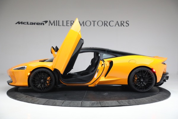 New 2023 McLaren GT Luxe for sale Sold at Bentley Greenwich in Greenwich CT 06830 14