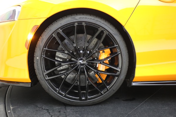 New 2023 McLaren GT Luxe for sale Sold at Bentley Greenwich in Greenwich CT 06830 17