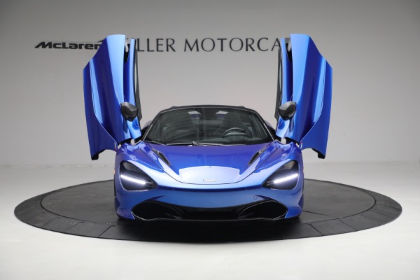 New 2023 McLaren 720S Spider Performance for sale $407,510 at Bentley Greenwich in Greenwich CT 06830 11