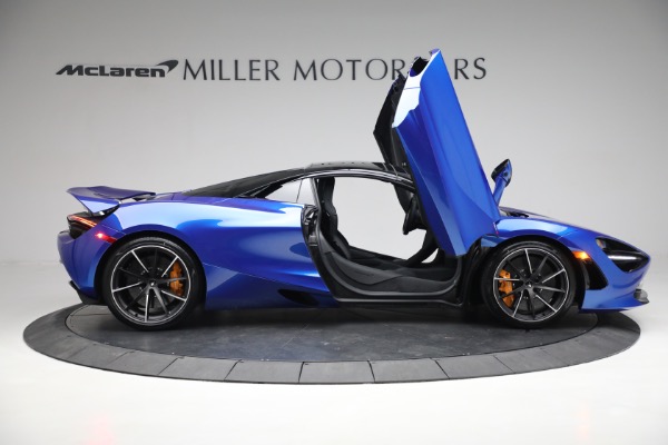 New 2023 McLaren 720S Spider Performance for sale $407,510 at Bentley Greenwich in Greenwich CT 06830 21