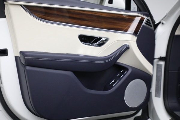 New 2023 Bentley Flying Spur Hybrid for sale $244,610 at Bentley Greenwich in Greenwich CT 06830 15