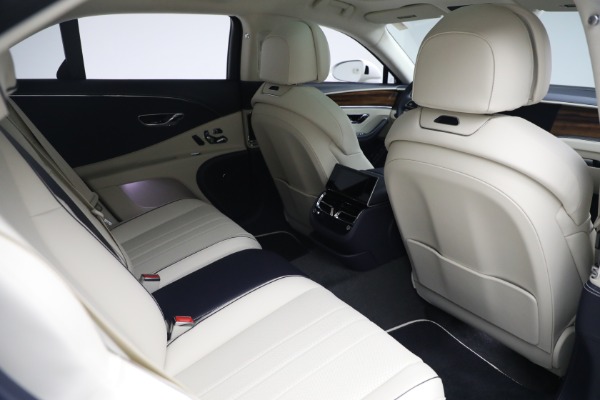 New 2023 Bentley Flying Spur Hybrid for sale $244,610 at Bentley Greenwich in Greenwich CT 06830 27