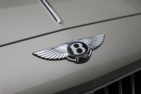 New 2023 Bentley Flying Spur V8 for sale $246,365 at Bentley Greenwich in Greenwich CT 06830 15