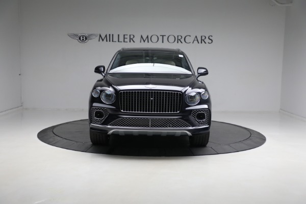 Used 2023 Bentley Bentayga EWB Azure for sale $224,900 at Bentley Greenwich in Greenwich CT 06830 15