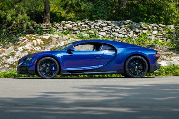 Used 2018 Bugatti Chiron for sale Call for price at Bentley Greenwich in Greenwich CT 06830 5