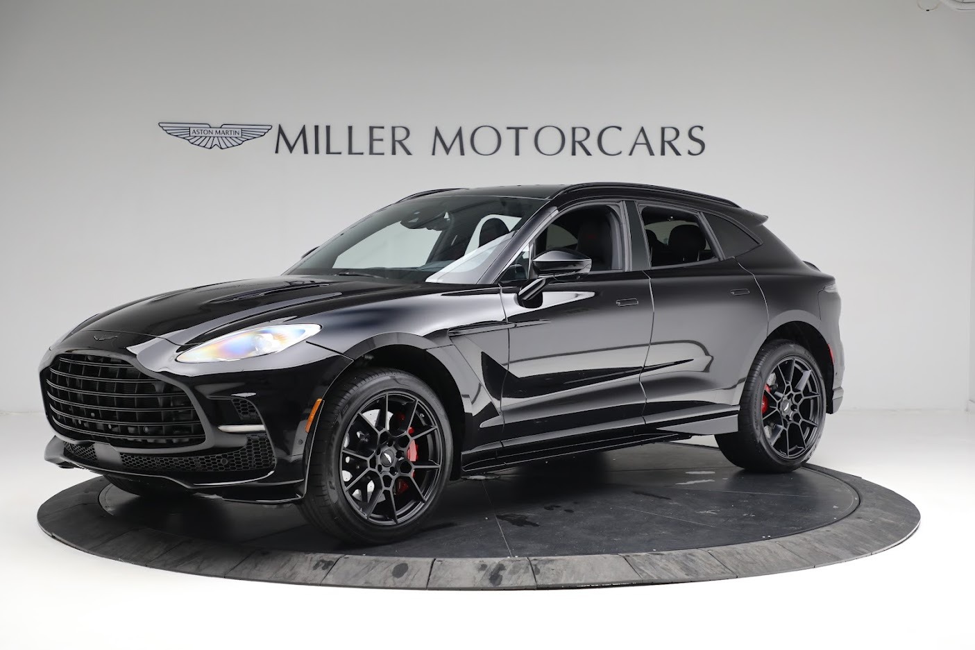 Used 2023 Aston Martin DBX 707 for sale $269,016 at Bentley Greenwich in Greenwich CT 06830 1