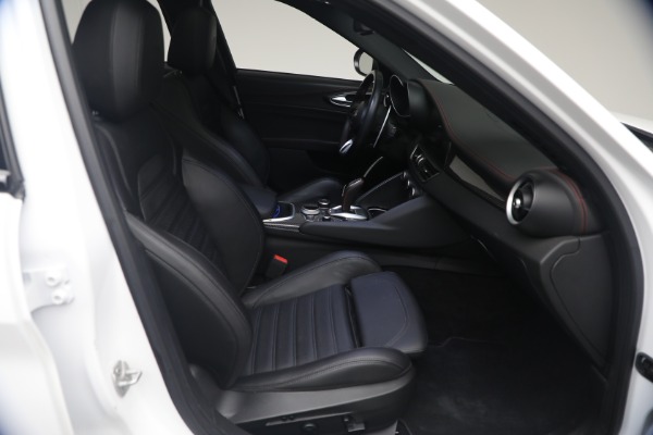 Used 2023 Alfa Romeo Giulia Estrema for sale $32,900 at Bentley Greenwich in Greenwich CT 06830 13