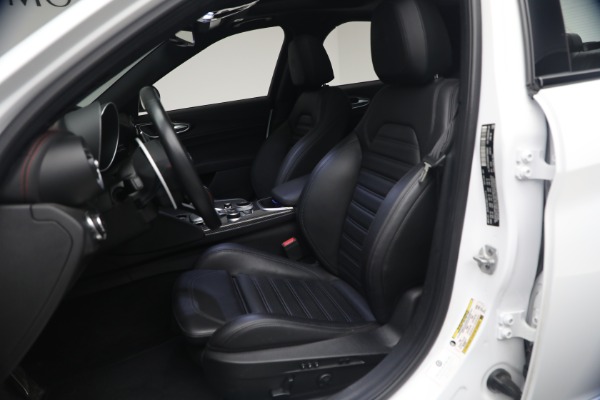 Used 2023 Alfa Romeo Giulia Estrema for sale $32,900 at Bentley Greenwich in Greenwich CT 06830 14