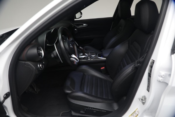 Used 2023 Alfa Romeo Giulia Estrema for sale $32,900 at Bentley Greenwich in Greenwich CT 06830 16