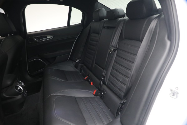 Used 2023 Alfa Romeo Giulia Estrema for sale $32,900 at Bentley Greenwich in Greenwich CT 06830 19