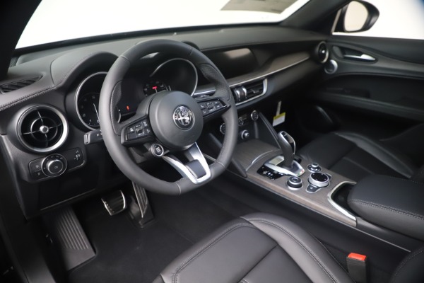 New 2023 Alfa Romeo Stelvio Ti for sale $58,505 at Bentley Greenwich in Greenwich CT 06830 13