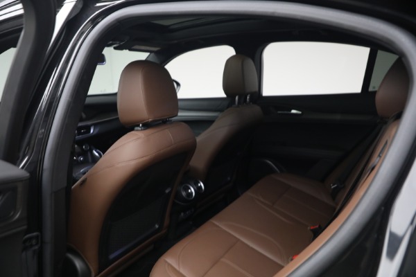 Used 2023 Alfa Romeo Stelvio Ti for sale $32,900 at Bentley Greenwich in Greenwich CT 06830 19