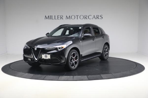 Used 2023 Alfa Romeo Stelvio Ti for sale $32,900 at Bentley Greenwich in Greenwich CT 06830 2