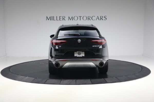 Used 2023 Alfa Romeo Stelvio Ti for sale $32,900 at Bentley Greenwich in Greenwich CT 06830 7