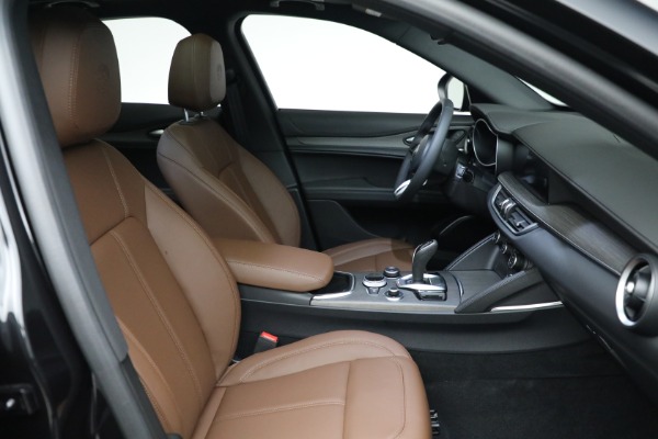 New 2023 Alfa Romeo Stelvio Ti for sale $59,255 at Bentley Greenwich in Greenwich CT 06830 8