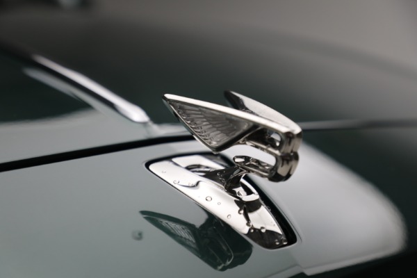 Used 2022 Bentley Flying Spur Hybrid for sale $214,900 at Bentley Greenwich in Greenwich CT 06830 16