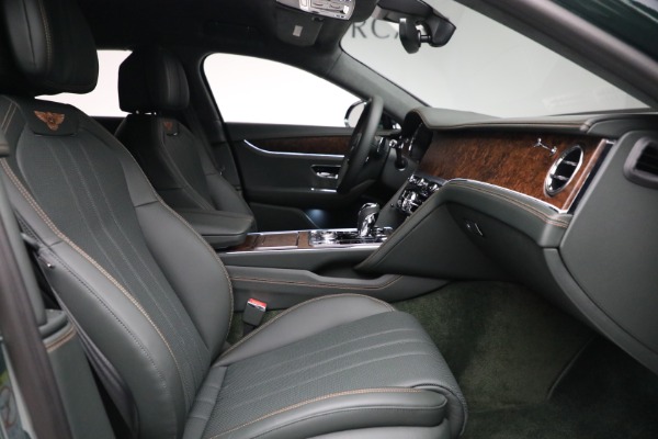 Used 2022 Bentley Flying Spur Hybrid for sale $214,900 at Bentley Greenwich in Greenwich CT 06830 28