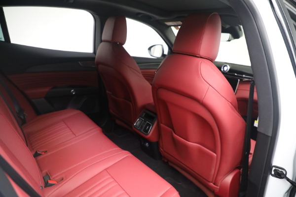 New 2023 Maserati Grecale Modena for sale $75,251 at Bentley Greenwich in Greenwich CT 06830 25