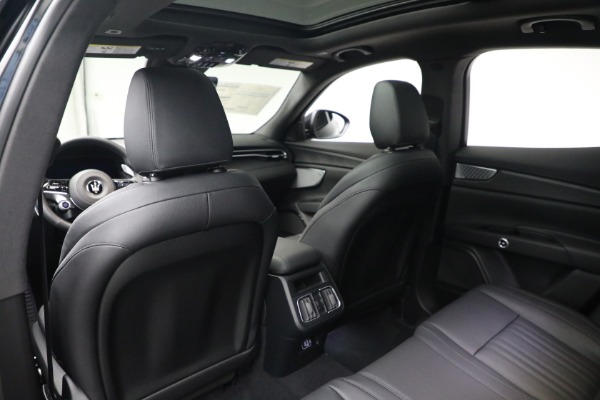 New 2023 Maserati Grecale Modena for sale $77,295 at Bentley Greenwich in Greenwich CT 06830 20