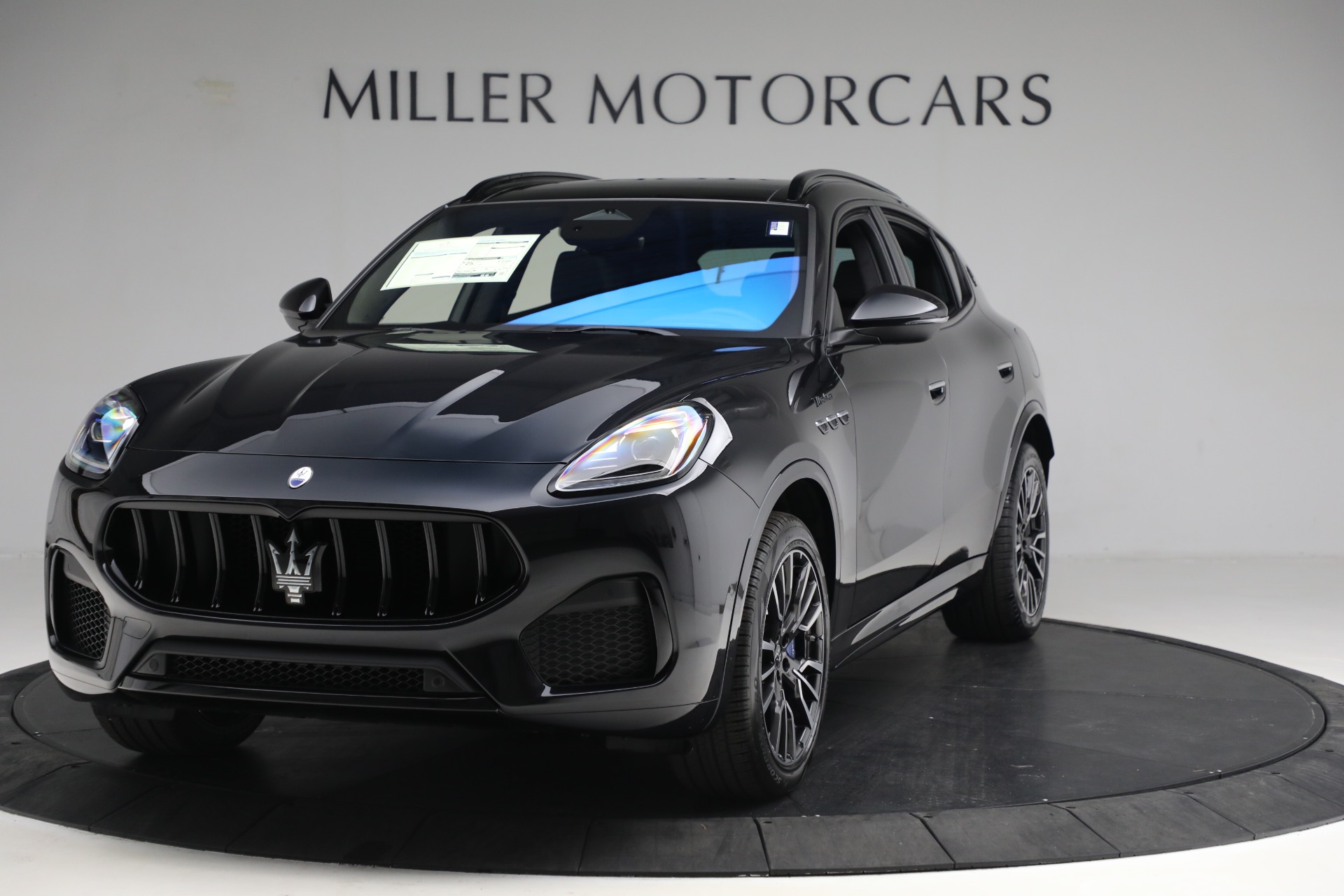 New 2023 Maserati Grecale Modena for sale $77,295 at Bentley Greenwich in Greenwich CT 06830 1