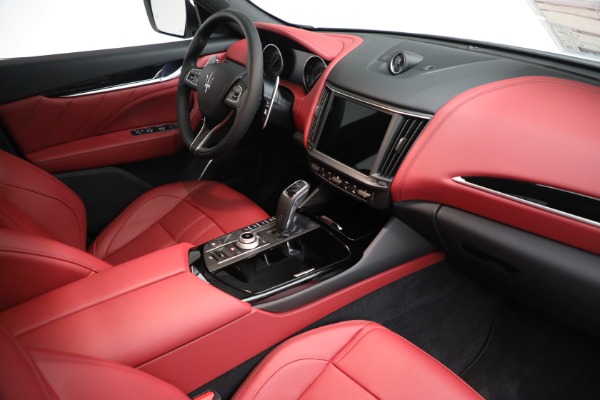 New 2023 Maserati Levante GT for sale $102,135 at Bentley Greenwich in Greenwich CT 06830 21