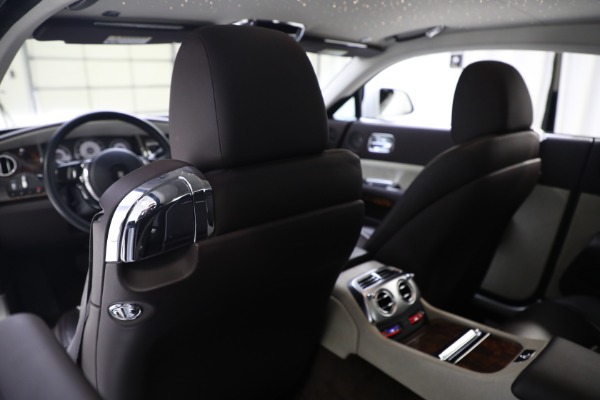 Used 2014 Rolls-Royce Wraith for sale $158,900 at Bentley Greenwich in Greenwich CT 06830 16
