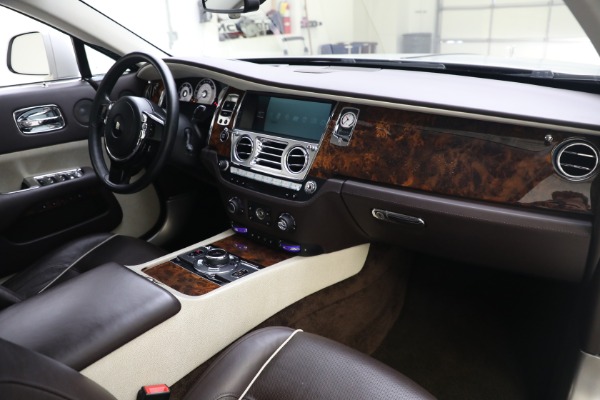 Used 2014 Rolls-Royce Wraith for sale $158,900 at Bentley Greenwich in Greenwich CT 06830 19