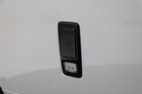 Used 2014 Rolls-Royce Wraith for sale $158,900 at Bentley Greenwich in Greenwich CT 06830 25