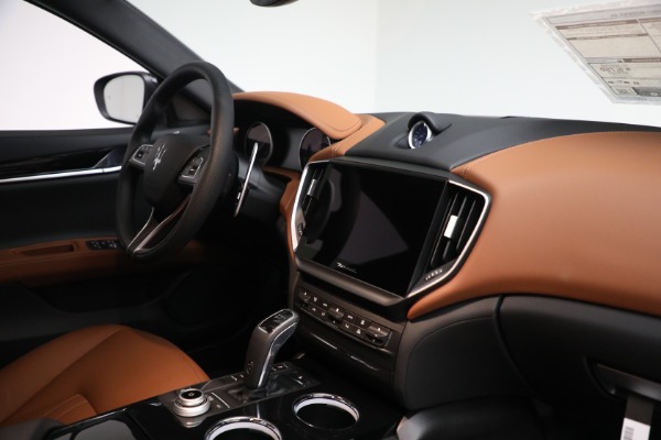 New 2023 Maserati Ghibli Modena Q4 for sale $103,455 at Bentley Greenwich in Greenwich CT 06830 19