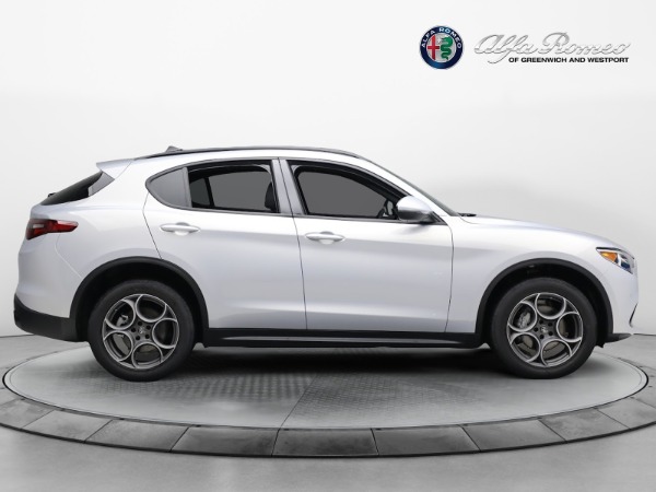 New 2023 Alfa Romeo Stelvio Sprint for sale Sold at Bentley Greenwich in Greenwich CT 06830 9