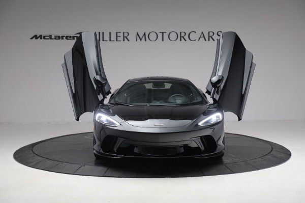 New 2023 McLaren GT Luxe for sale $218,290 at Bentley Greenwich in Greenwich CT 06830 19