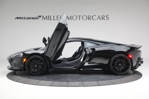 New 2023 McLaren GT Luxe for sale $218,290 at Bentley Greenwich in Greenwich CT 06830 21