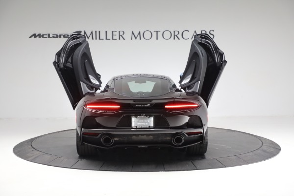 New 2023 McLaren GT Luxe for sale $218,290 at Bentley Greenwich in Greenwich CT 06830 23