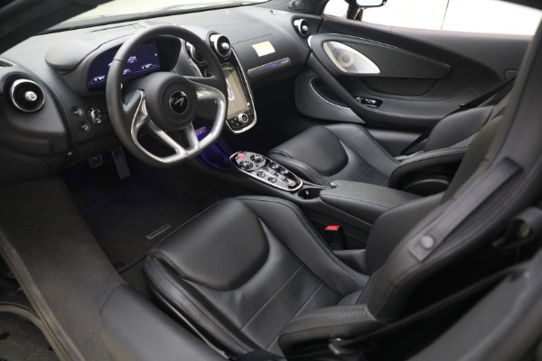 New 2023 McLaren GT Luxe for sale $218,290 at Bentley Greenwich in Greenwich CT 06830 27