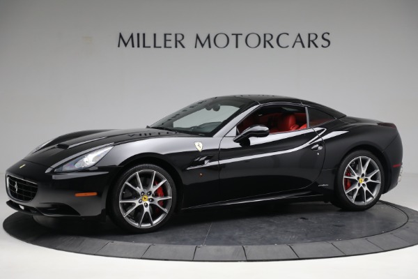 Used 2013 Ferrari California 30 for sale Sold at Bentley Greenwich in Greenwich CT 06830 13