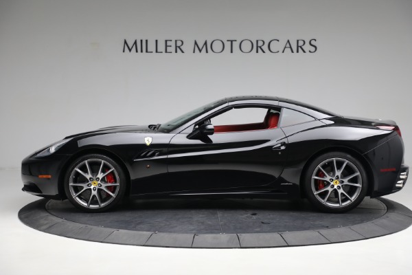 Used 2013 Ferrari California 30 for sale Sold at Bentley Greenwich in Greenwich CT 06830 14