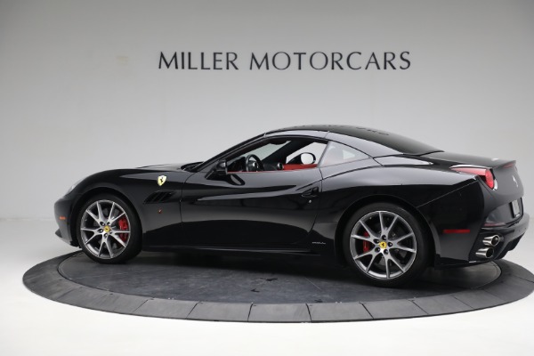 Used 2013 Ferrari California 30 for sale $134,900 at Bentley Greenwich in Greenwich CT 06830 15
