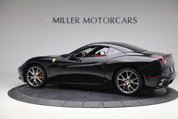 Used 2013 Ferrari California 30 for sale Sold at Bentley Greenwich in Greenwich CT 06830 15