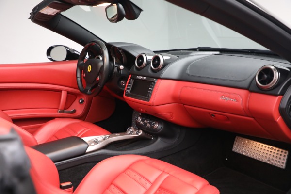 Used 2013 Ferrari California 30 for sale $134,900 at Bentley Greenwich in Greenwich CT 06830 22