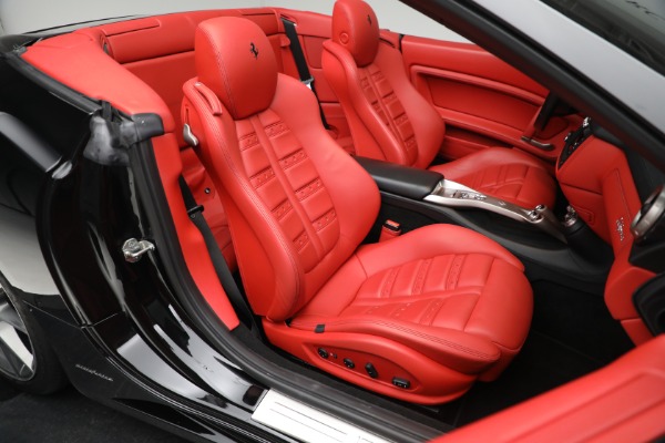 Used 2013 Ferrari California 30 for sale Sold at Bentley Greenwich in Greenwich CT 06830 24