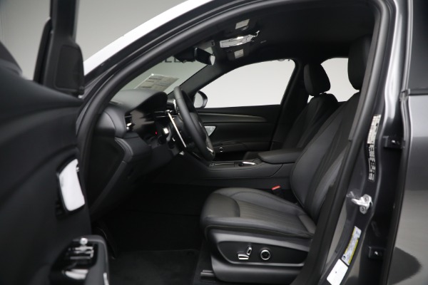 New 2023 Maserati Grecale GT for sale $56,285 at Bentley Greenwich in Greenwich CT 06830 14
