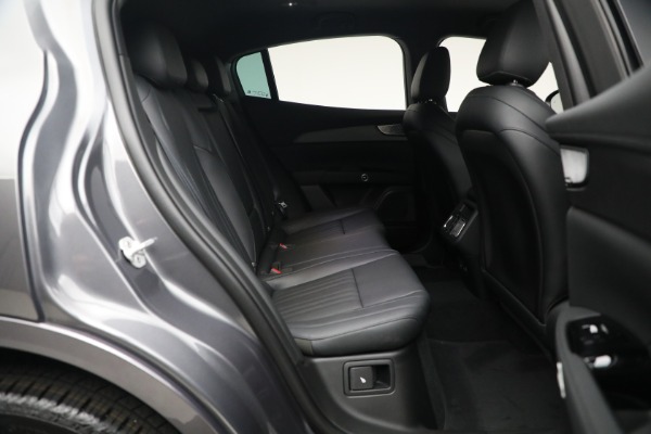 New 2023 Maserati Grecale GT for sale $56,285 at Bentley Greenwich in Greenwich CT 06830 17