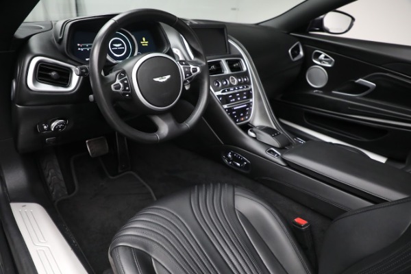 Used 2019 Aston Martin DB11 Volante for sale $141,900 at Bentley Greenwich in Greenwich CT 06830 19