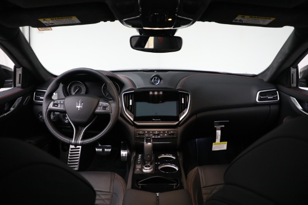 New 2023 Maserati Ghibli Modena Q4 for sale $112,695 at Bentley Greenwich in Greenwich CT 06830 13