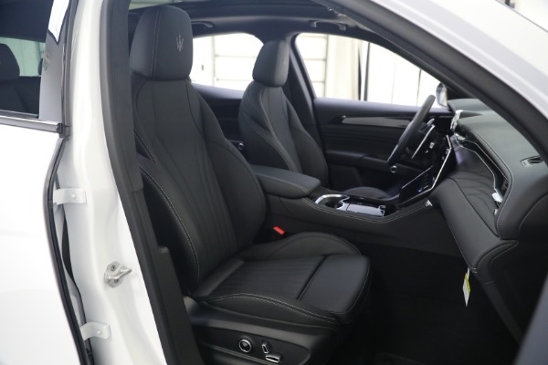 New 2023 Maserati Grecale Modena for sale $87,895 at Bentley Greenwich in Greenwich CT 06830 22